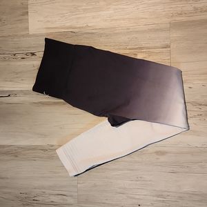 Zyia Active Leggings Seamless Medium Black to White Ombre